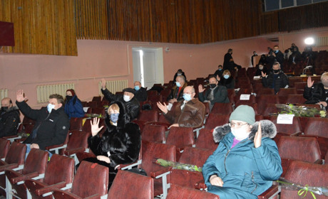 У Сватовому пройшла перша сесія районної ради: кого обрали головою і які головні рішення ухвалили