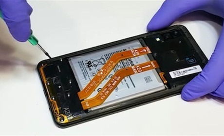 Заміна екрану на Samsung S20