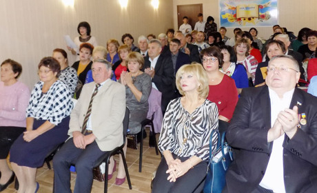 Освітян району привітали зі святом