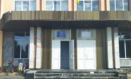 Два підлітки вкрали з будинку культури на Звягельщині комп’ютери, принтер та офісне крісло