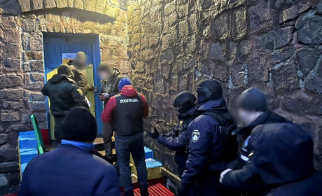 На Миколаївщині викрили в’язнів, які ошукали 36 осіб на операціях з нерухомістю та пальним