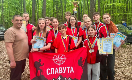 Славутчани перемогли в чемпіонатах області зі спортивного та велосипедного туризму