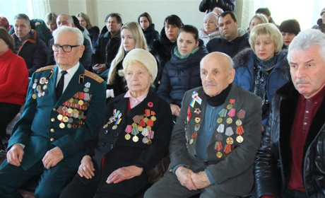 Кагарличани вшанували визволителів міста від нацистських окупантів