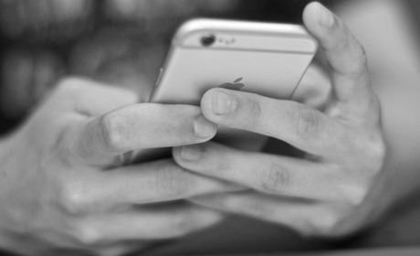 На Херсонщині четверо людей втратили гроші через шахраїв: понад 50 тисяч гривень