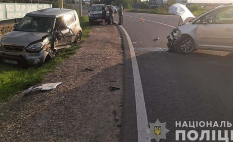 У Кременці не розминулися два авто