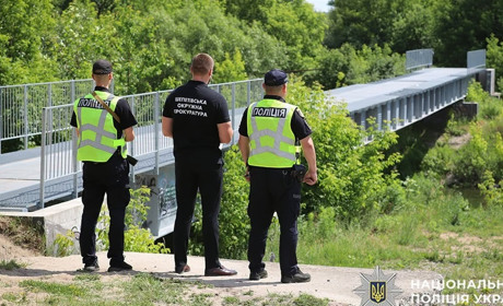 У Нетішині правоохоронці викрили схему з розтрати бюджетних коштів на будівництві мосту