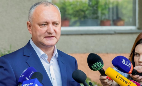 Чекає вторгенення росії: у Молдові українці поскаржились на експрезидента Додона
