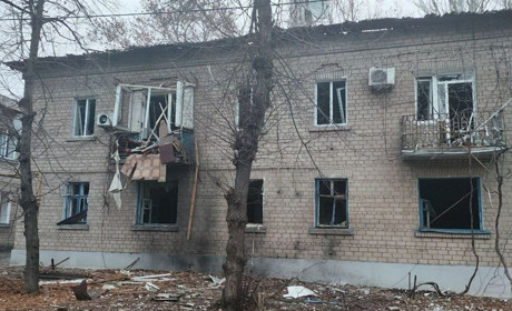 Окупанти обстріляли будинки жителів Каховки