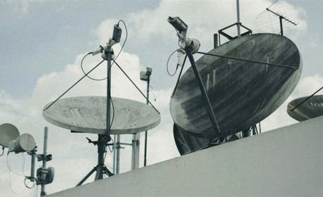 На лівобережжі Херсонщини окупанти шукають супутникові антени