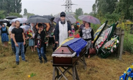 23-річний Захисник Костянтин Смелов будував плани на майбутнє, але його життя забрала кривава росія