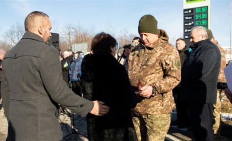 У День Соборності трьох військових посмертно нагородили орденами «За мужність»: що відомо про героїв
