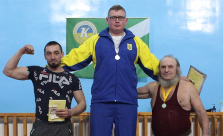Гирьовик з Сватівщини Максим Муратов підкорює спортивний олімп і готується встановити рекорд України