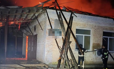 У Ніжинському районі ворожий дрон зруйнував адмінбудівлю лісгоспу та поранив цивільного