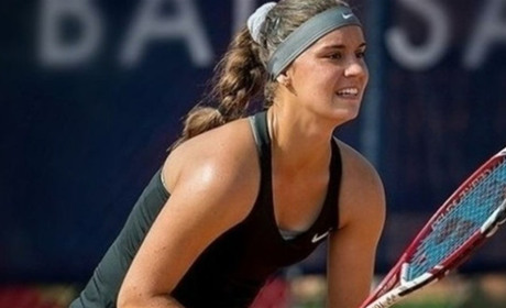 Голосуймо: тенісистка з Нової Каховки претендує на престижну премію