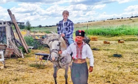 Руйнівний буревій пошкодив "Козацький стан" у Доброжановому: зірвав дах та переніс туалет