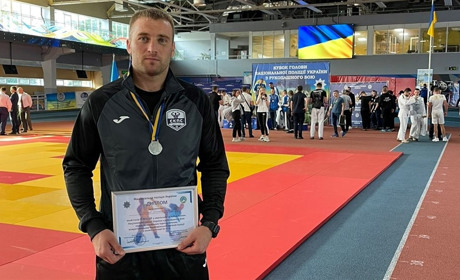 Поліцейський із Глухова здобув «срібло» у всеукраїнському турнірі з рукопашного бою