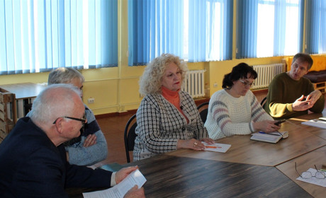 Новини воєнного часу. Старокостянтинівщина. Про пожежу, зйомки фільму, допомогу землякам