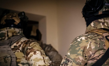 «Енергетичні» амулети, псевдоліки і мільйони: правоохоронці викрили масштабну аферу