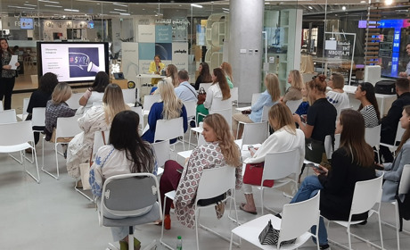 Українська жіноча ініціатива в ОАЕ провела тематичні зустрічі для громади Дубаю