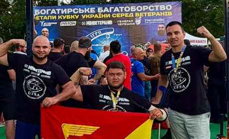 Знам’янські ветерани вибороли два «золота» на Кубку України з богатирського багатоборства у Броварах