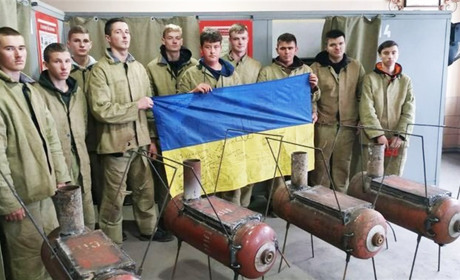У Кременецькому професійному ліцеї виготовляють буржуйки для військових