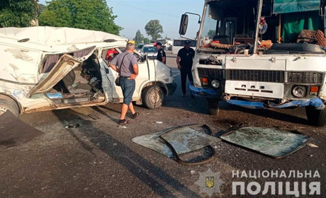 Водій мікроавтобуса, який зіткнувся із маршруткою в Мамаївцях, був нетверезим