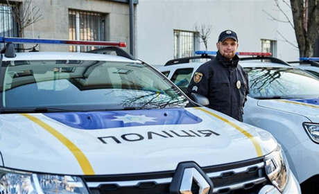 Автопарк поліцейських у Володимирці поповнився автівкою