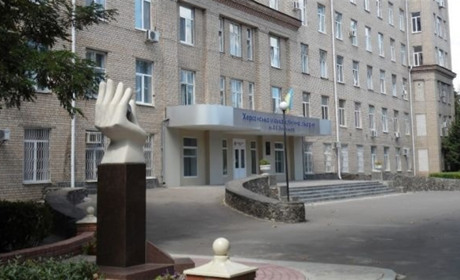 В херсонських лікарнях ремонтуватимуть приймальне відділення
