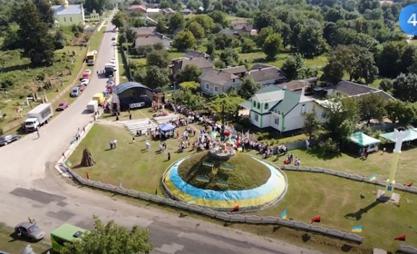 Про відзначення 100-річчя Товстеньківської могили з'явився ряд сюжетів (+ відео)