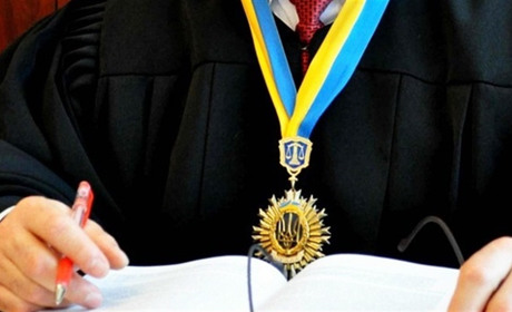 Домашній арешт судді Закревського продовжили на два місяці