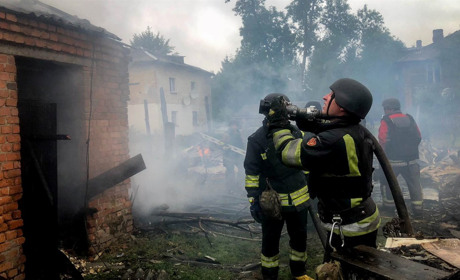 Ракетний удар по Зноб-Новгородській громаді: постраждав пожежно-рятувальний пост ДСНС