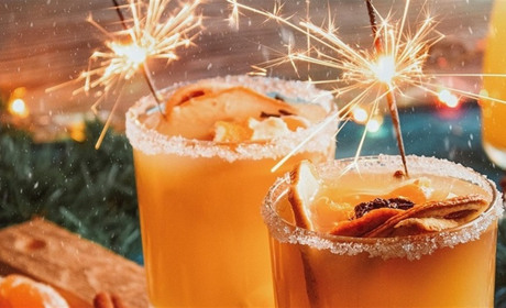 Календар свят на лютий 2026: які дати будемо відзначати та кого вітати з іменинами