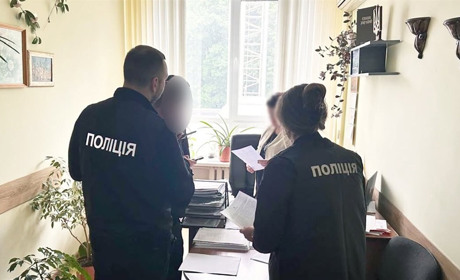 Правоохоронці викрили схему ухилення від мобілізації через фіктивне працевлаштування