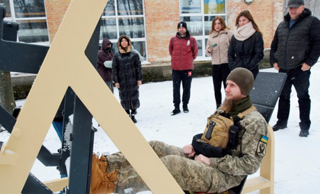 У Жмеринці в парку облаштували спеціальні тренажери для ветеранів війни