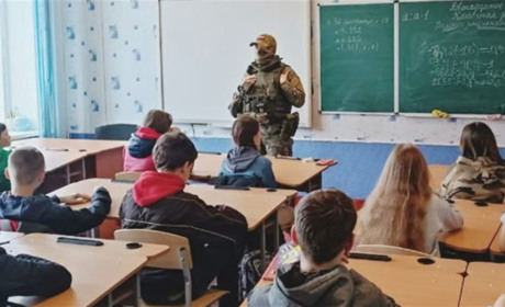 У школах на ТОТ Херсонщини - російські військові замість педагогів