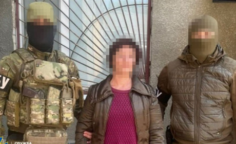СБУ затримала двох колаборанток з Херсонщини: працювали на рф під час окупації правобережжя