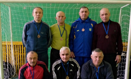 Ветерани футболу з Нижніх Сірогоз на турнірі в Запорізькі області увійшли в трійку лідерів