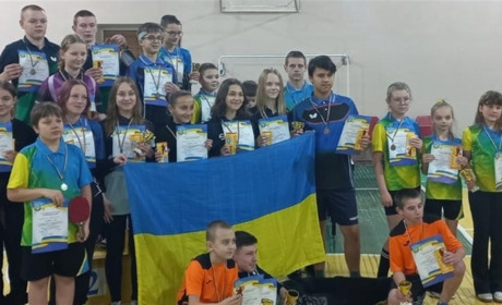 Глухівські діти здобули нагороди на турнірі з настільного тенісу в Кролевці