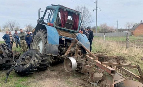 На Макарівщині трактор підірвався на протитанковій міні