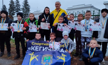 Юні каратисти з Кегичівки вибороли п’ятнадцять цінних нагород в Полтаві на Кубку України