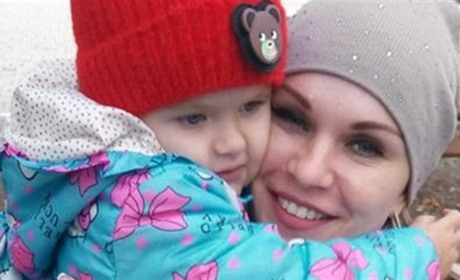 Троїчанка Владочка Клочко проходить обстеження у ізраїльських лікарів 