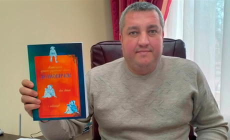 В кропивницькому театрі, який очолює херсонець, вирішили змінити керівництво: поціновувачі обурені