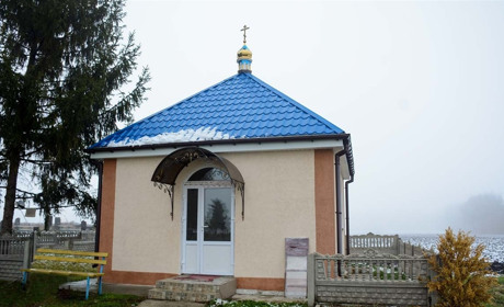 В Антонівці, що на Кагарличчині, на Введення освятили капличку 