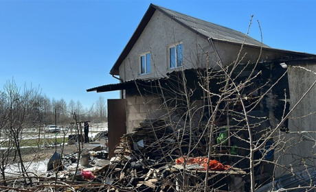 60-річна жінка задля помсти підпалила чужу садибу: на Житомирщині затримали палійку