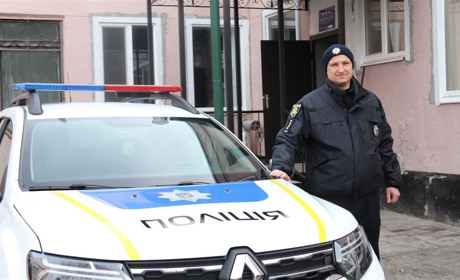 У Лозівській громаді відкрили поліцейську станцію та представили офіцера громади