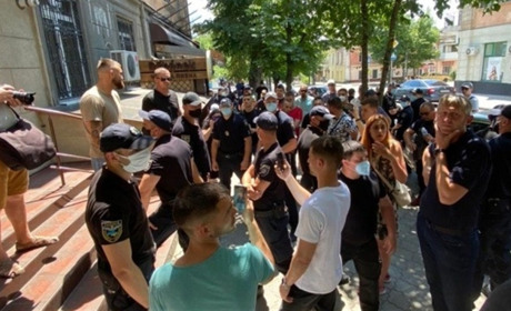 Через Зеленського в Херсоні побилися 