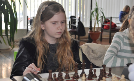 Переяславка Ангеліна Мисан стала чемпіонкою Київщини з шахів серед дівчат до 12 років