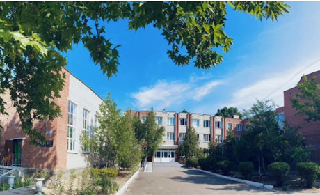 Ліцей №10 Нової Каховки: як працює навчальний заклад в умовах війни