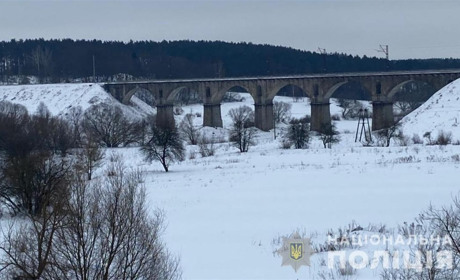 Поліціянти врятували 16-річного звягельчанина від "холодної" смерті