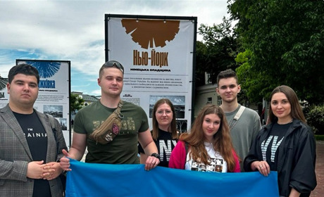 Виставку про європейську спадщину сходу України відкрили в Києві. Репортаж з Михайлівської площі